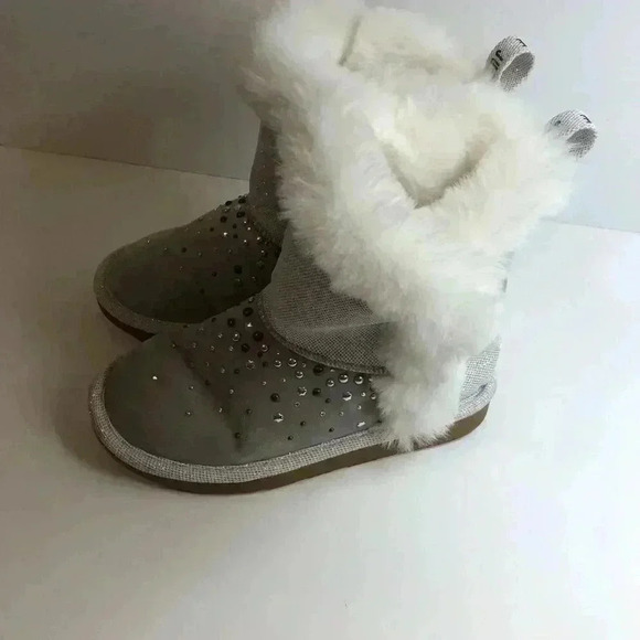Justice Girls Snow Boots Gray with white faux fur trim has sequins size 13 - Picture 3 of 5